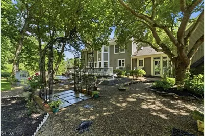 6 Fawn Ridge Rd, Clinton Township, NJ 08833 - Photo 43