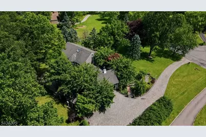 6 Fawn Ridge Rd, Clinton Township, NJ 08833 - Photo 3