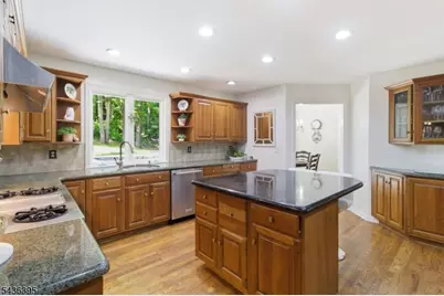 6 Fawn Ridge Rd, Clinton Township, NJ 08833 - Photo 15