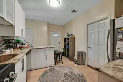 14 Wheeler St, Montclair, NJ 07042 - Photo 11