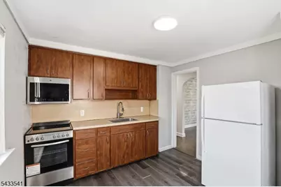 629 Erudo St, Linden, NJ 07036 - Photo 9