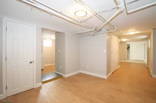 43 Walnut St, Montclair, NJ 07042 - Photo 27