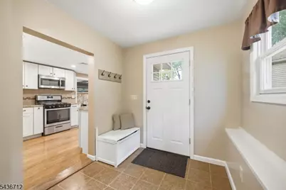 13 Highview Trail, Jefferson Township, NJ 07885 - Photo 9