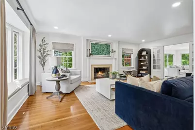 8 Cross Gates, Millburn, NJ 07078 - Photo 3