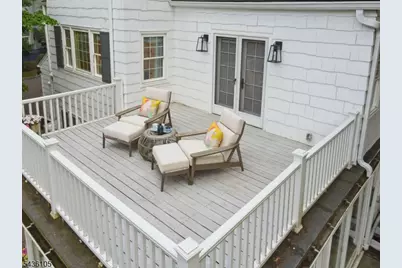 8 Cross Gates, Millburn, NJ 07078 - Photo 27