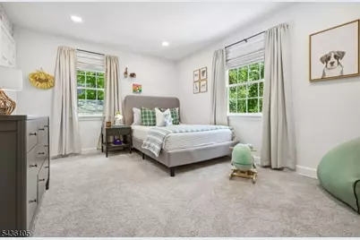 8 Cross Gates, Millburn, NJ 07078 - Photo 29