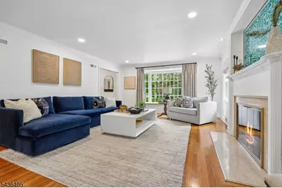 8 Cross Gates, Millburn, NJ 07078 - Photo 5