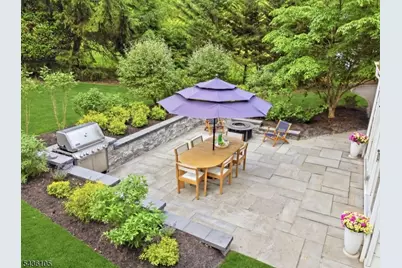8 Cross Gates, Millburn, NJ 07078 - Photo 37