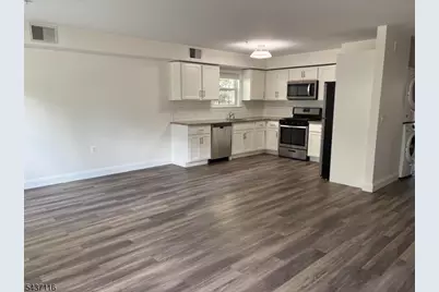 290 3rd St #A1, Hackensack, NJ 07601 - Photo 3