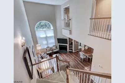 26 Depaolo Ct, Roseland, NJ 07068 - Photo 9