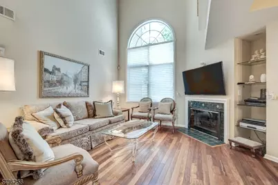 26 Depaolo Ct, Roseland, NJ 07068 - Photo 3
