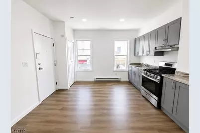 76-78 Market St #2, Paterson, NJ 07505 - Photo 1