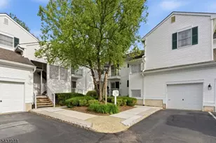 130 Smithfield Ct, Bernards Township, NJ 07920 - Photo 23