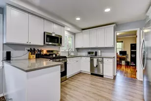 539 Lyme Rock Rd, Bridgewater, NJ 08807 - Photo 7
