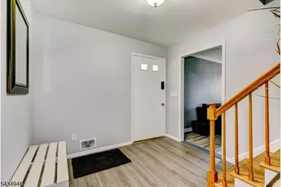 539 Lyme Rock Rd, Bridgewater, NJ 08807 - Photo 5