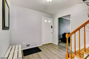 539 Lyme Rock Rd, Bridgewater, NJ 08807 - Photo 5