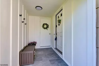 539 Lyme Rock Rd, Bridgewater, NJ 08807 - Photo 3
