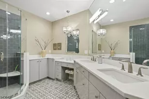 5211 Pointe Gate Dr, Livingston Twp., NJ 07039 - Photo 13