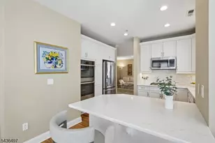 5211 Pointe Gate Dr, Livingston Twp., NJ 07039 - Photo 9