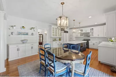 13 Hunters Trl, Chester, NJ 07930 - Photo 11