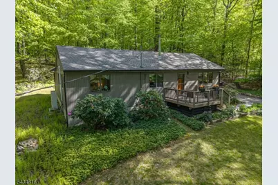 616 Woodglen Rd, Lebanon Township, NJ 08826 - Photo 3
