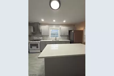 222 Devon St, Kearny, NJ 07032 - Photo 3