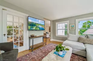 24 Mayhew Dr, South Orange, NJ 07079 - Photo 9