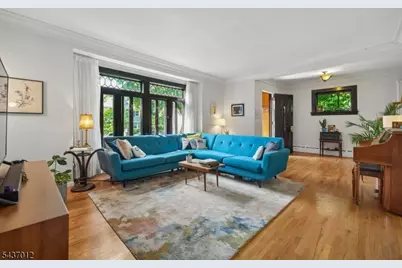 424 Clark St, South Orange, NJ 07079 - Photo 3