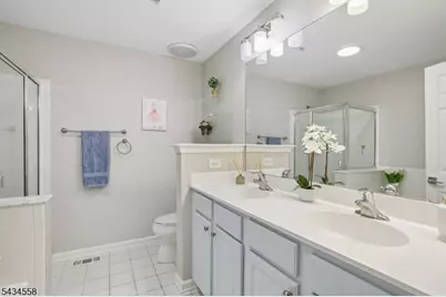 118 Donato Cir, Scotch Plains Township, NJ 07076 - Photo 21