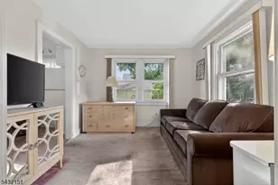 189 Tappan Ave, Belleville, NJ 07109 - Photo 7