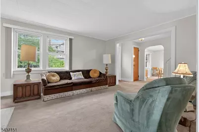 189 Tappan Ave, Belleville, NJ 07109 - Photo 5