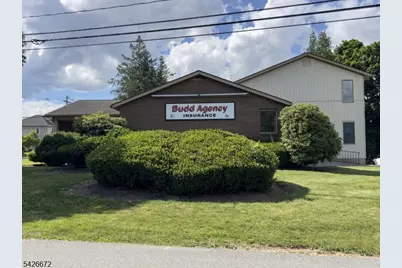 600 Avenue A, Lopatcong Township, NJ 08865 - Photo 1