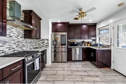 150 Crosby Ave, Paterson, NJ 07502 - Photo 9