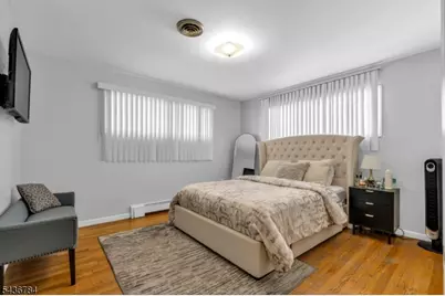 150 Crosby Ave, Paterson, NJ 07502 - Photo 19