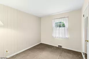 28 Evergreen Dr, Berkeley Heights Township, NJ 07922 - Photo 23