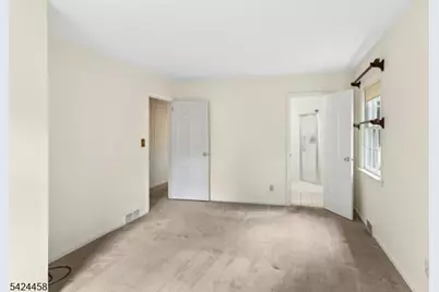 28 Evergreen Dr, Berkeley Heights Township, NJ 07922 - Photo 19