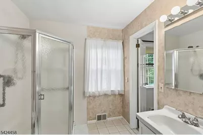 28 Evergreen Dr, Berkeley Heights Township, NJ 07922 - Photo 21