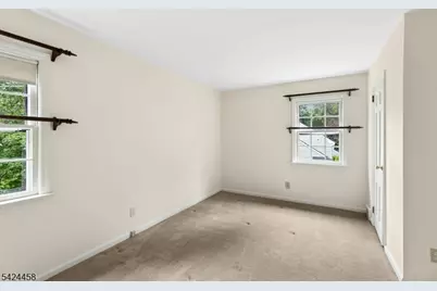 28 Evergreen Dr, Berkeley Heights Township, NJ 07922 - Photo 17