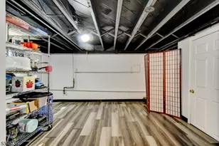 21 Ivanhoe Ave, Somerville, NJ 08876 - Photo 39