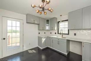42B Roosevelt St, New Brunswick, NJ 08901 - Photo 7