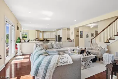 19 Green Valley Way, Harmony Township, NJ 08865 - Photo 5