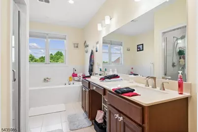 19 Green Valley Way, Harmony Township, NJ 08865 - Photo 23