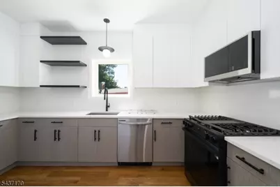 67 Virginia Ave #3, Jersey City, NJ 07304 - Photo 9