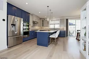 32 Melody Ln, Upper Saddle River, NJ 07458 - Photo 13