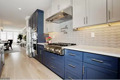 32 Melody Ln, Upper Saddle River, NJ 07458 - Photo 19