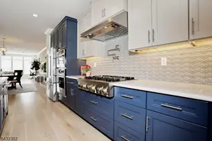 32 Melody Ln, Upper Saddle River, NJ 07458 - Photo 19