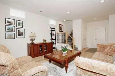 32 Melody Ln, Upper Saddle River, NJ 07458 - Photo 33