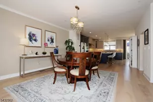 32 Melody Ln, Upper Saddle River, NJ 07458 - Photo 7