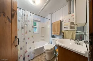 2215 Lakeside Dr, Highland Lakes, NJ 07422 - Photo 15