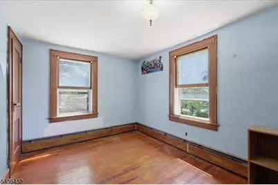 205 5th St, Belvidere, NJ 07823 - Photo 9
